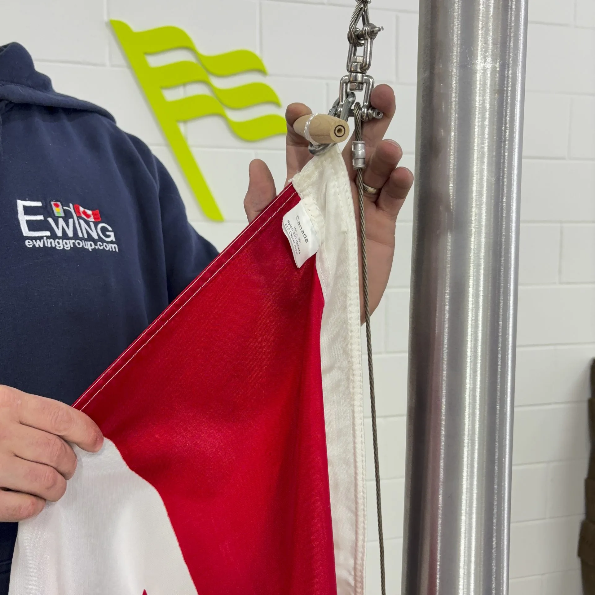 img-flag-shop-maintenance-ewing-internal-halyard-flagpole