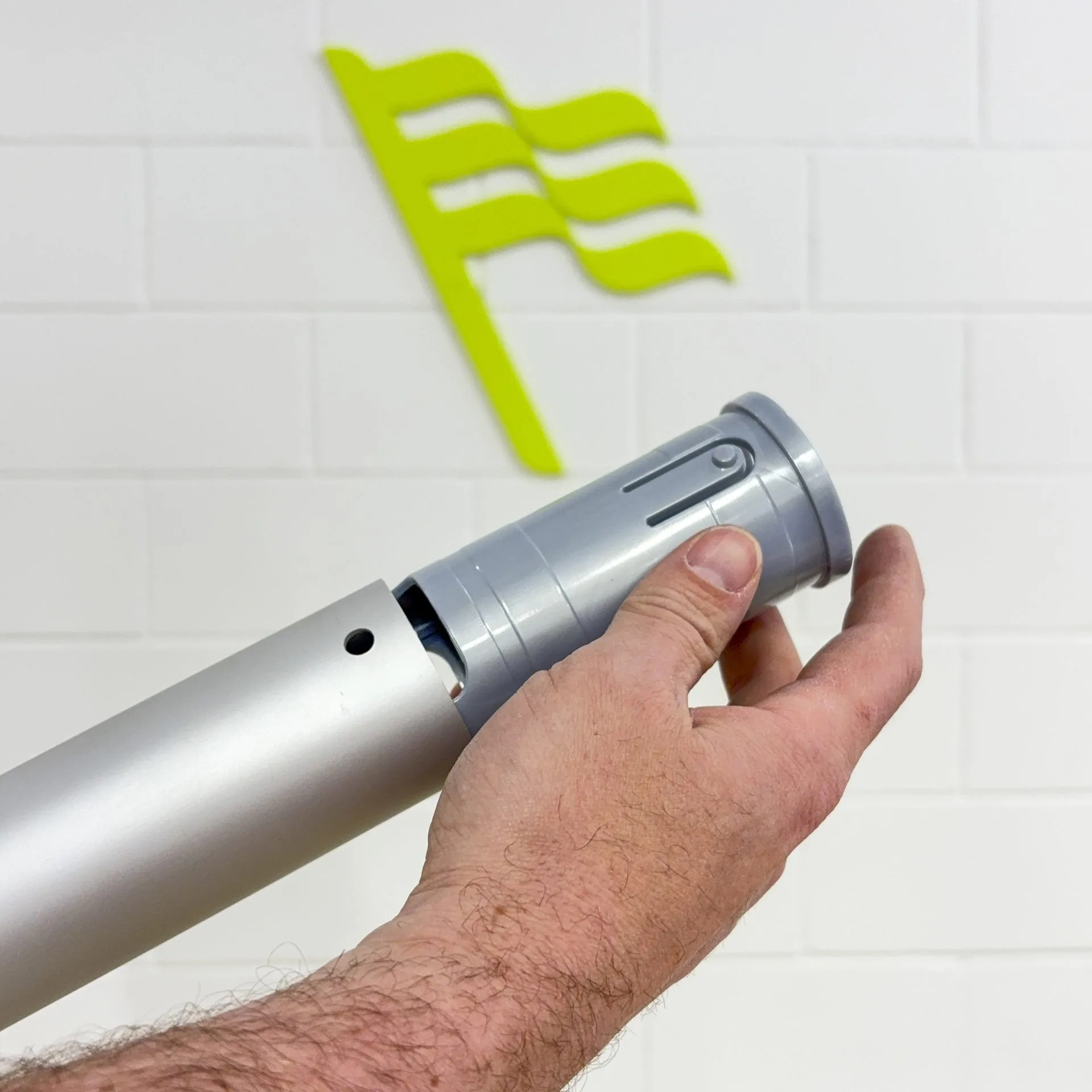 img-flag-shop-maintenance-titan-telescopic-flagpole